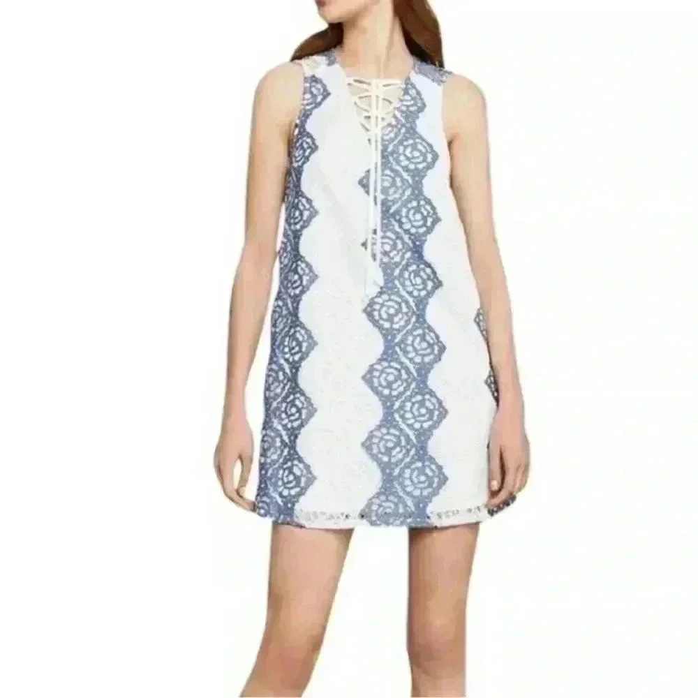 BCBGMaxAzria White/Blue Lace Mini Dress Size Medium